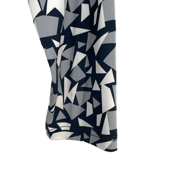 PattyBoutik Geometric Black and Gray Print Faux Wrap Dress in Medium - Picture 7 of 9